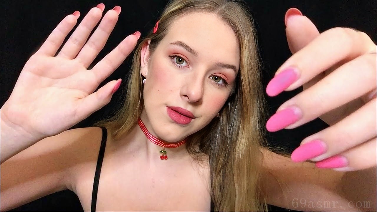 ASMR 手部动作和刺耳耳语