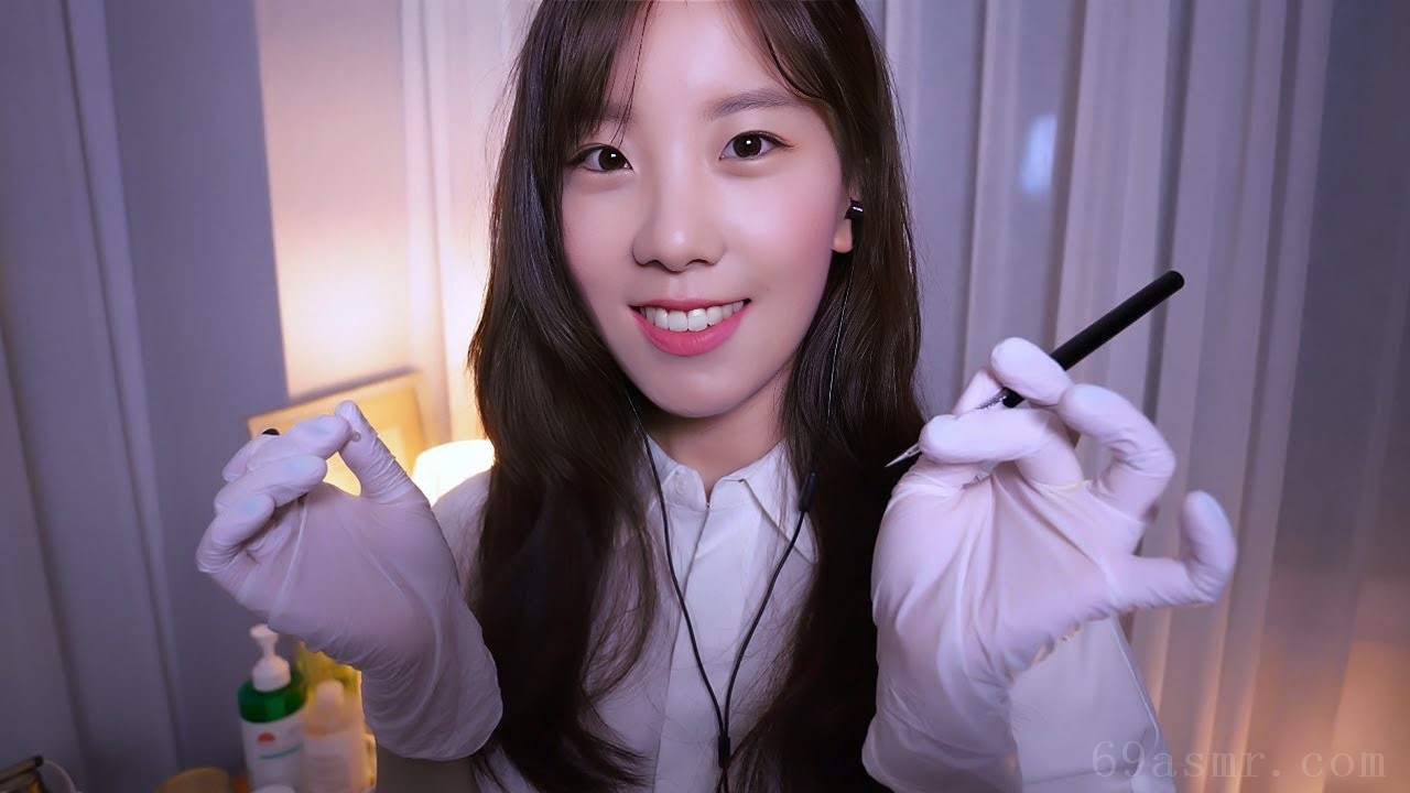 ASMR 来一次轻松而慵懒的痤疮治疗 :)