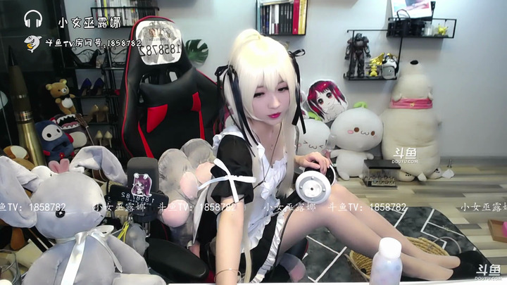 小女巫露娜ASMR-穹妹全身_batch